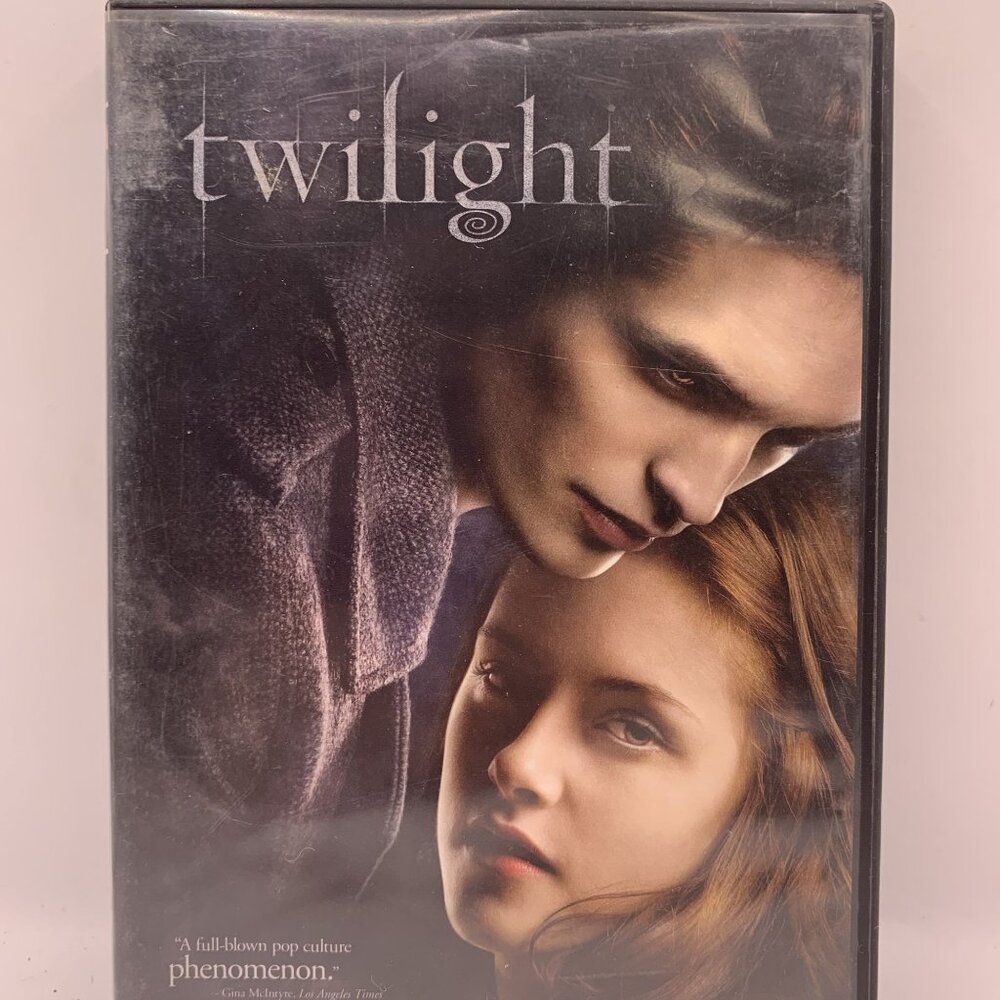 Twilight Widescreen DVD Movie Rated PG-13 Summit Entertainment NTSC